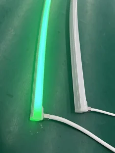 24V SMD2835 Flexible Silicone LED Strip Light Outdoor Waterproof IP68 Ra80 3000K for Hotel Applications