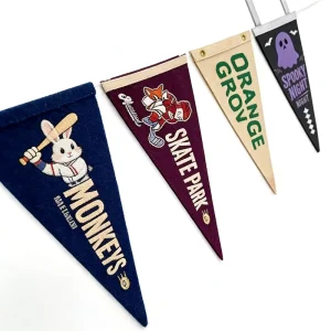 3D Multi color DIY Custom Polyester Felt Pennant Flag Sublimation Blank Pennant Waterproof Small Felt Flags Custom