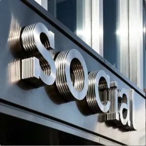 90 Degree Corner Metal Sign Letters Custom 3D Logo Signage IP65 Waterproof Wall Mount for Car Hotel Retail