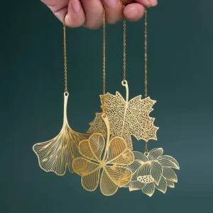 Antique Style Painted Metal Hollow Bookmark Creative Retro Brass Lotus Pendant Tassel Book Clip Cultural Small Gift