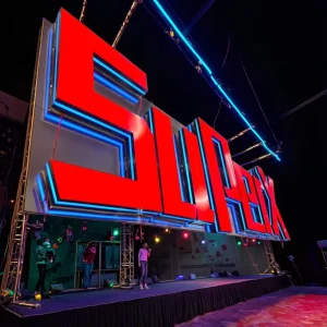 Borderless Customizable Acrylic LED Letter Sign Outdoor Advertising Signage Illuminated Signs Luminous Frameless 3D Letters