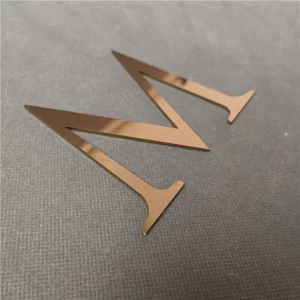 China Stainless Steel 3D Metal Alphabet Gold Store Letters for Decoration