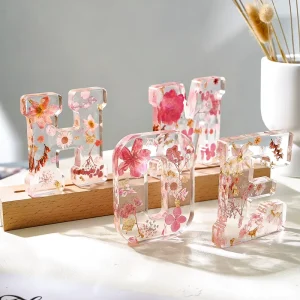 Clear Epoxy Resin Alphabet Letter Ornament Preserved Dried Flower Letter Sign Home Tabletop Decor Crafts