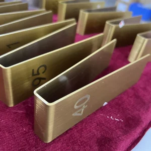 Custom Durable Stainless Steel Etching Table Number Plate for Western Restaurant Hotels Reserved Board