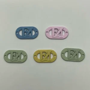 Custom Eco Friendly Painted Hollow Alphabet Metal Tags Anti Corrosion Letter Logo Plates for Garment Hat Bag Hardware