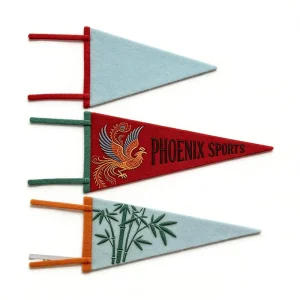 Custom Felt Triangle Pennant Flags With Personalized Printing Blank Felt Flag for Promotional & Festival Events Home Decoration