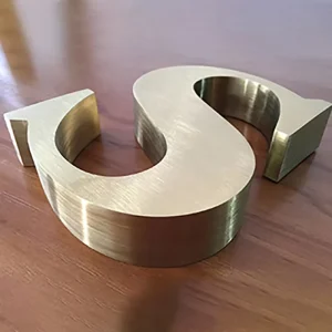 Custom Font Standard Size Outdoor Scene Metal Letters Precision Craftsmanship Welded Metal Letters for Building Top