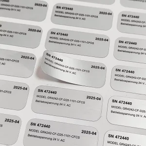 Custom Logo Label Roll Glass Bottle Stickers Cosmetic Packaging Label Vinyl Waterproof Kiss Cut Sticker