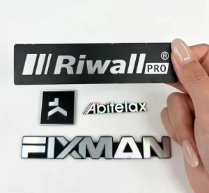 Customizable Polished Casting Metal Nameplate Durable Letterpress Printed Aluminum Badge Factory Brand Advertising Kinda