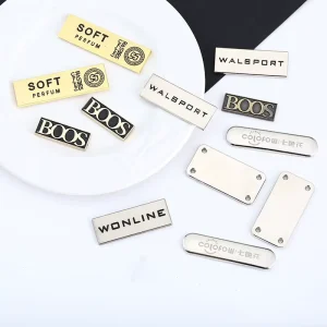 Customized Metal Nameplate Clothing Logo Labels Electroplated Zinc Alloy Hollow Letter Sewing Tags for Garments