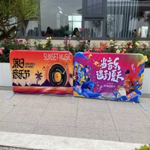 Eco Friendly Durable Pennant Style Crowd Control Barrier Banner Fencing Signs Custom Fabric Printed Promotion Barricade