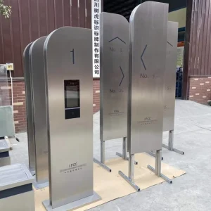 Factory Custom LED Stainless Steel Directional Wayfinding Sign IP65 Waterproofing for Outdoor Use Malls Companies Decoration