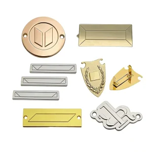 Fashion Design Eco Friendly 3D Embossed Engraved Brand Name Custom Metal Self Adhesive Silk Screen Printed Washable Labels Tag
