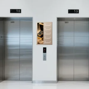 For 43.8 Inch LCD Elevator Advertising Player Smart Digital Wayfinding Signage HD Commercial Display Digital Poster OEM