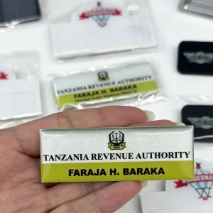 Heavy Duty 2mm Thick Customizable Aluminum Casting Letterpress Printed Badge for Auto Machinery Furniture
