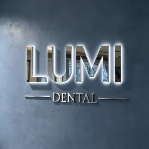 LED Sign Mirror Finish Metal Halo Backlit Sign 3D Letter LED Logo Sign Custom Illuminated Letters Lighted Signage for Shop Store