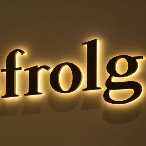 Manufacturer Specializes Luminous LED Letters Mini Acrylic Epoxy Resin Letters for Advertising Signs Store Shopping Mall Logos