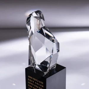 Modern Abstract K9 Crystal Trophy With Faceted Design Black Base Custom Engraved for Corporate Award Annual Prize Gift