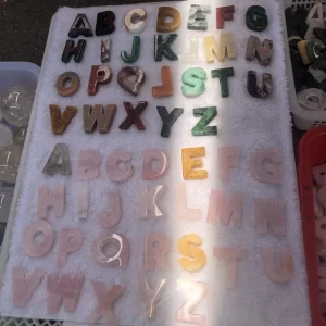 Natural High Quality Rose Quartz Crystal Letter Carvings Reiki Pink Crystal Alphabet for Gifts Decoration
