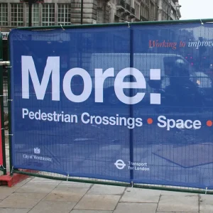 Outdoor Hanging Mesh Banners on Buildings Site Screen Mesh Crowd Barrier and Sporting Sponsor Fence and Event Signage