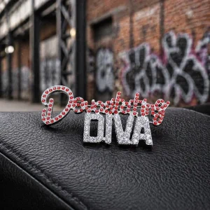 Personalized Customized Metal Sparking Red Diamond Crystal Greek Letters Soror DST Brooch Devastating Diva Pin Jewelry for Gift