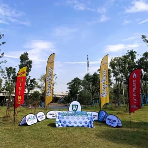 Polyester Flying Pennant Banner Modern Style Thermal Transfer Printed Promotional Event Windsock Decoration for Weddings Sports