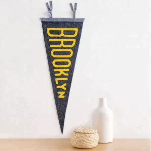 Promotional Felt Pennants as Gift with Customized Printing Logos