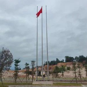 Stainless Steel/Aluminum Waterproof & Durable OEM Flagpole Manufacture