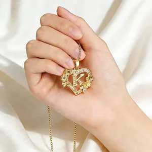 Transparent Heart Shaped Flower 26 Letter Set Crystal Rhinestone Copper Pendant Necklace Collarbone Rhodium Plated Letter